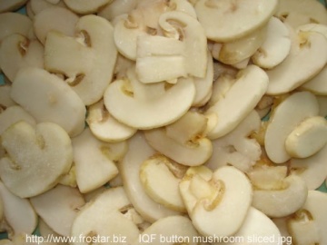 IQF button mushroom slices M06